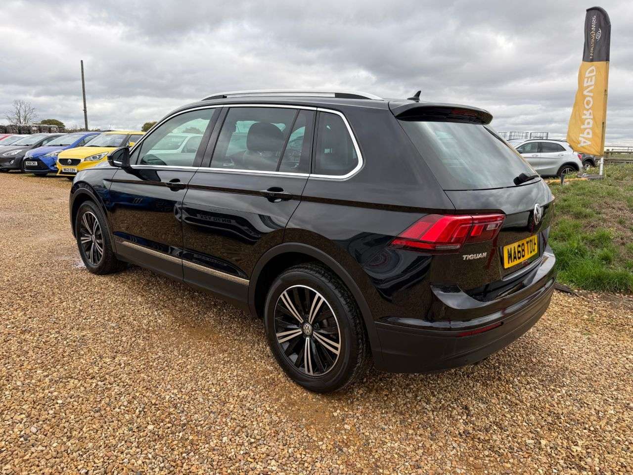 2018 VOLKSWAGEN TIGUAN 2018 VOLKSWAGEN TIGUAN