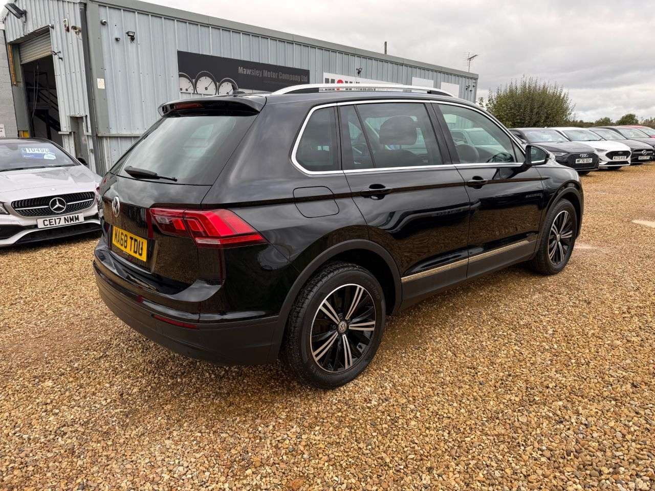 A 2018 VOLKSWAGEN TIGUAN 1.4 TSI SE Navigation SUV 5dr Petrol Manual Euro 6 (s/s) (125 ps) A 2018 VOLKSWAGEN TIGUAN 1.4 TSI SE Navigation SUV 5dr Petrol Manual Euro 6 (s/s) (125 ps)