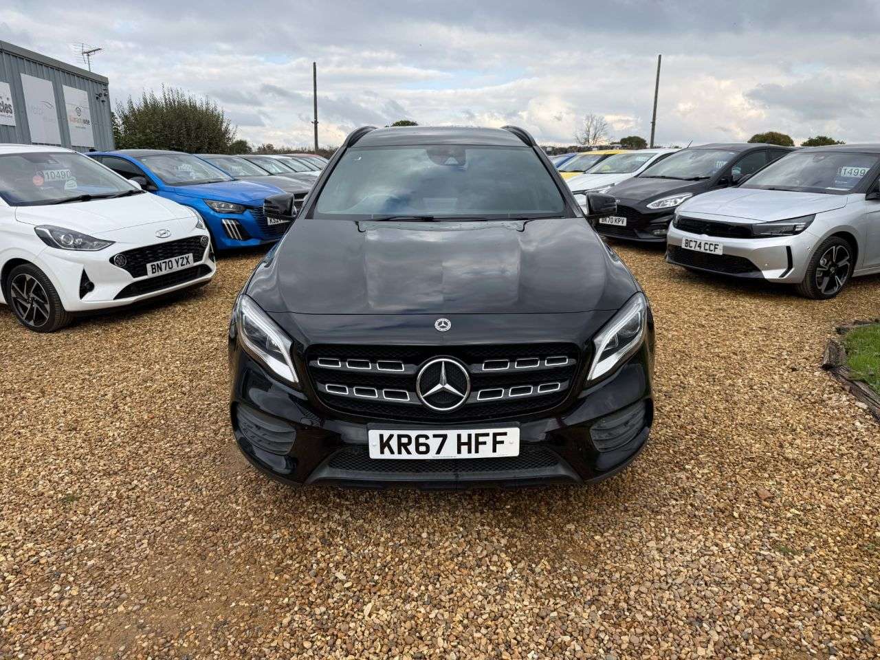A 2017 MERCEDES-BENZ GLA 2.1 GLA220d AMG Line (Premium) SUV 5dr Diesel 7G-DCT 4MATIC Euro 6 (s/s) (1 A 2017 MERCEDES-BENZ GLA 2.1 GLA220d AMG Line (Premium) SUV 5dr Diesel 7G-DCT 4MATIC Euro 6 (s/s) (1