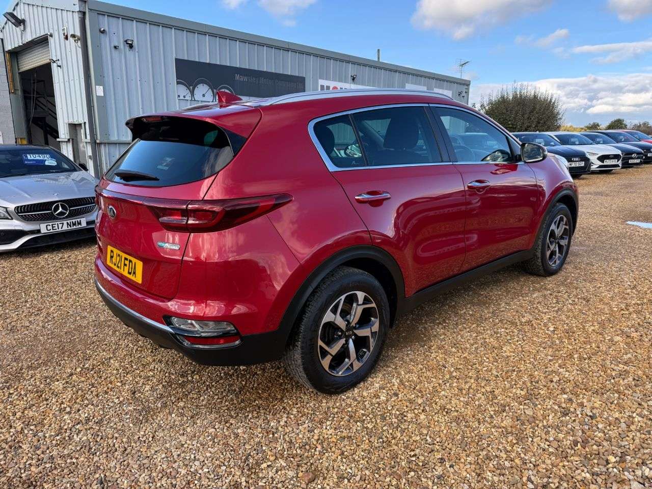 A 2021 KIA SPORTAGE 1.6 CRDi MHEV 2 SUV 5dr Diesel Hybrid Manual Euro 6 (s/s) (134 bhp) A 2021 KIA SPORTAGE 1.6 CRDi MHEV 2 SUV 5dr Diesel Hybrid Manual Euro 6 (s/s) (134 bhp)