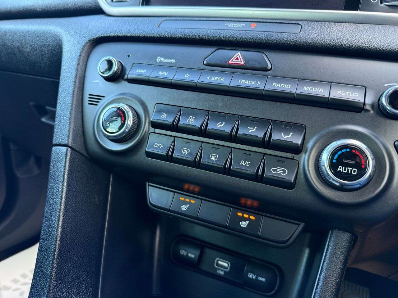 2021 KIA SPORTAGE 2021 KIA SPORTAGE