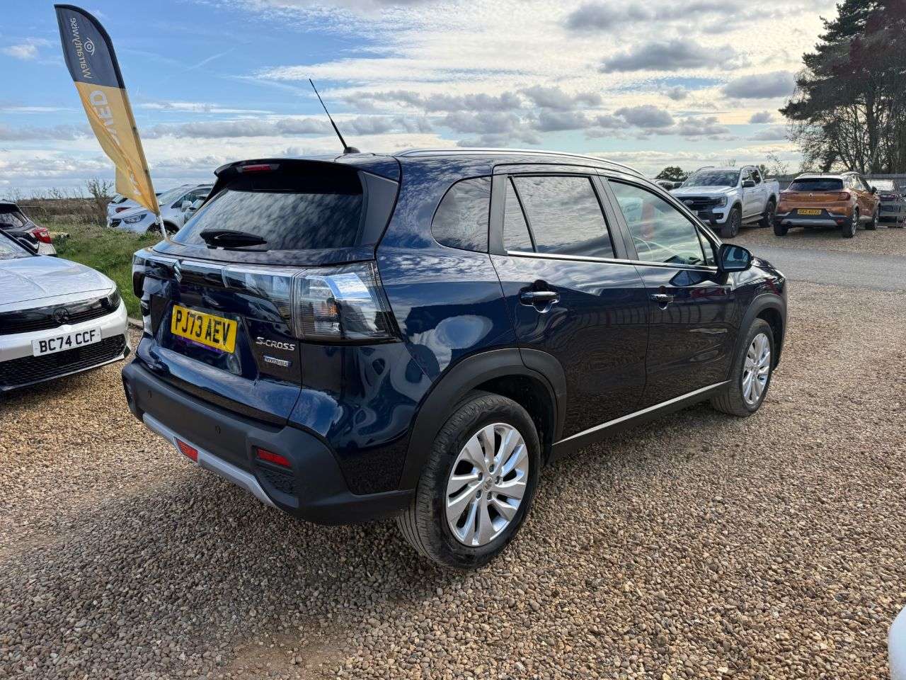 A 2023 SUZUKI S-CROSS 1.4 Boosterjet MHEV Motion SUV 5dr Petrol Hybrid Manual Euro 6 (s/s) (129 p A 2023 SUZUKI S-CROSS 1.4 Boosterjet MHEV Motion SUV 5dr Petrol Hybrid Manual Euro 6 (s/s) (129 p