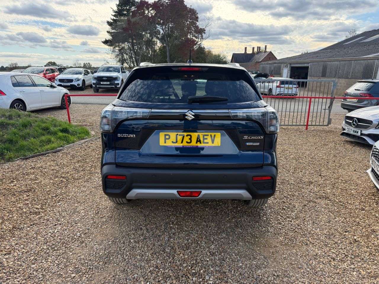 2023 SUZUKI S-CROSS 2023 SUZUKI S-CROSS