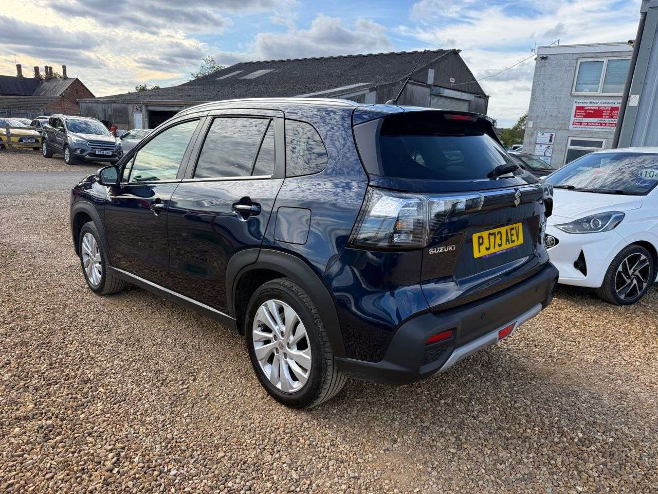 2023 SUZUKI S-CROSS 2023 SUZUKI S-CROSS