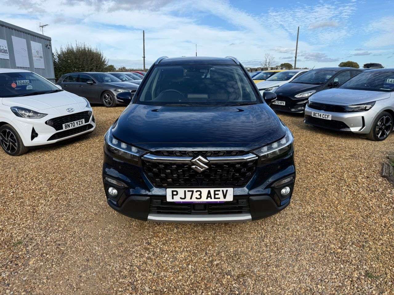 A 2023 SUZUKI S-CROSS 1.4 Boosterjet MHEV Motion SUV 5dr Petrol Hybrid Manual Euro 6 (s/s) (129 p A 2023 SUZUKI S-CROSS 1.4 Boosterjet MHEV Motion SUV 5dr Petrol Hybrid Manual Euro 6 (s/s) (129 p