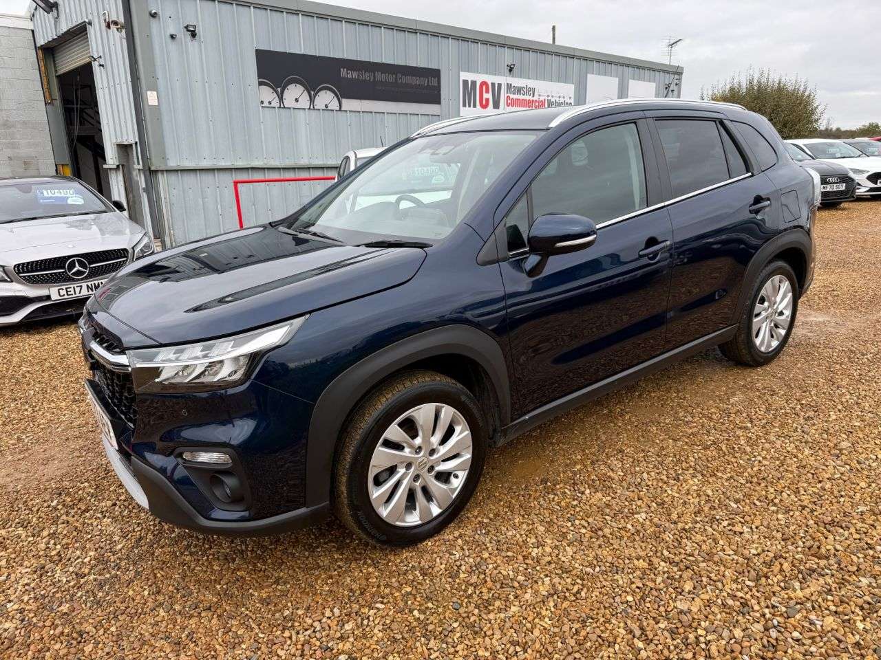 A 2023 SUZUKI S-CROSS 1.4 Boosterjet MHEV Motion SUV 5dr Petrol Hybrid Manual Euro 6 (s/s) (129 p A 2023 SUZUKI S-CROSS 1.4 Boosterjet MHEV Motion SUV 5dr Petrol Hybrid Manual Euro 6 (s/s) (129 p