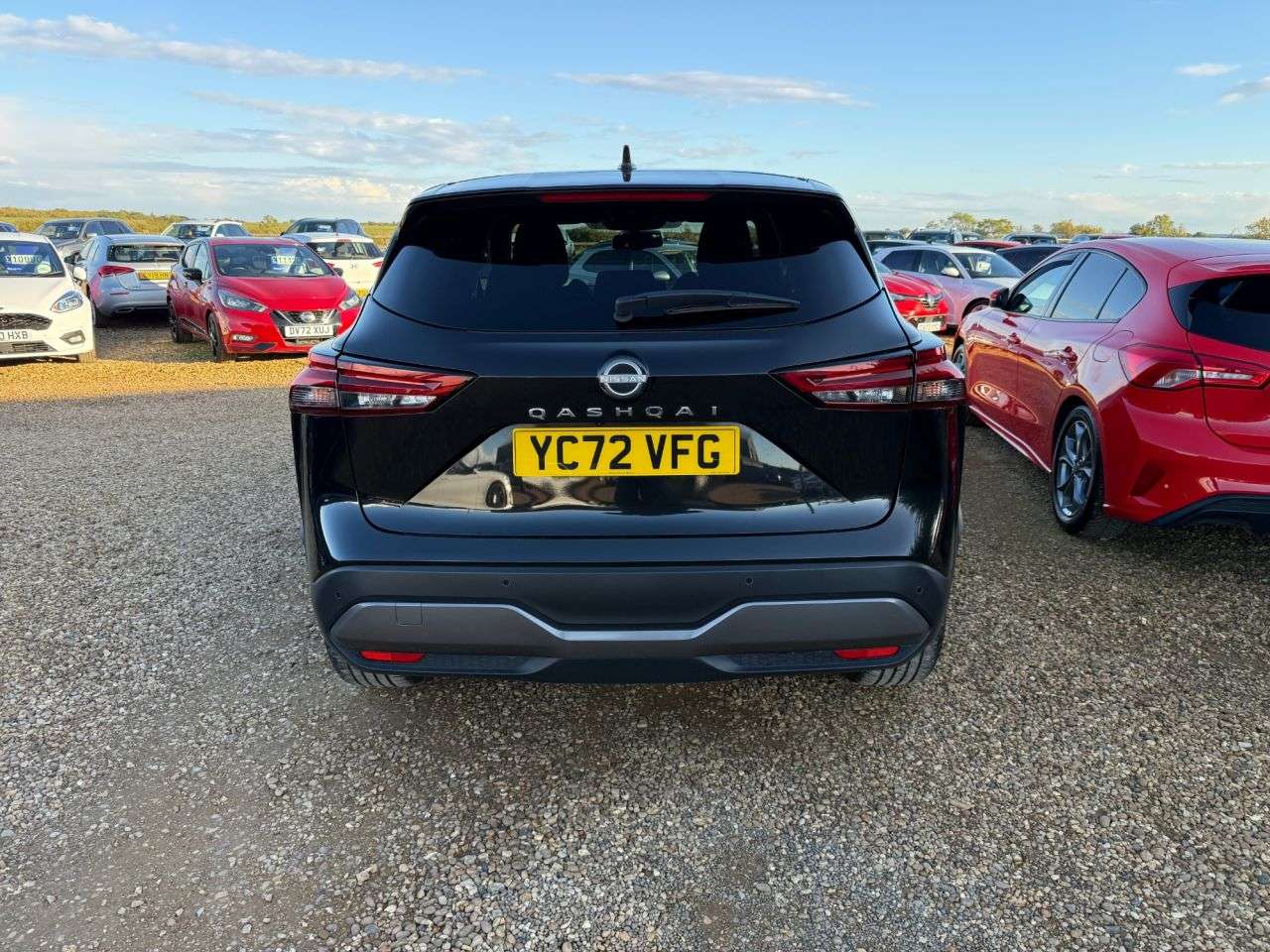 A 2022 NISSAN QASHQAI 1.3 DIG-T MHEV N-Connecta SUV 5dr Petrol Hybrid Manual Euro 6 (s/s) (140 ps A 2022 NISSAN QASHQAI 1.3 DIG-T MHEV N-Connecta SUV 5dr Petrol Hybrid Manual Euro 6 (s/s) (140 ps