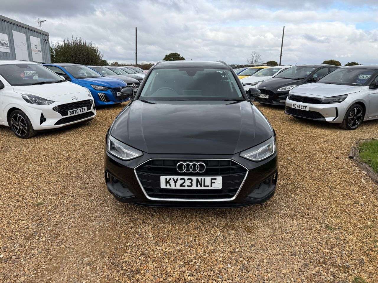 A 2023 AUDI A4 AVANT 2.0 TDI 35 Technik Estate 5dr Diesel S Tronic Euro 6 (s/s) (163 ps) A 2023 AUDI A4 AVANT 2.0 TDI 35 Technik Estate 5dr Diesel S Tronic Euro 6 (s/s) (163 ps)