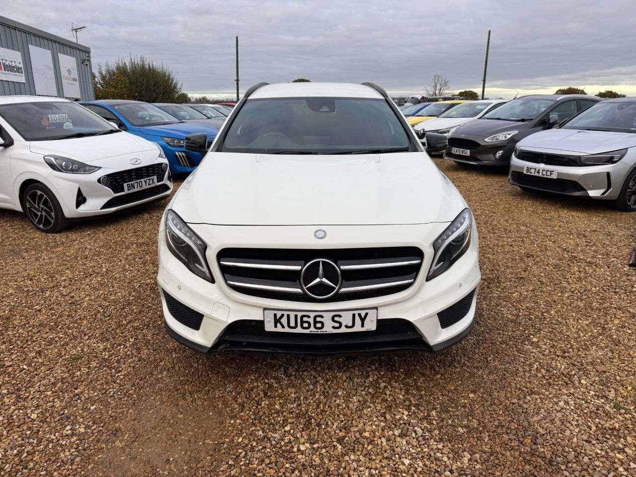 A 2016 MERCEDES-BENZ GLA 2.1 GLA220d AMG Line (Premium) SUV 5dr Diesel 7G-DCT 4MATIC Euro 6 (s/s) (1 A 2016 MERCEDES-BENZ GLA 2.1 GLA220d AMG Line (Premium) SUV 5dr Diesel 7G-DCT 4MATIC Euro 6 (s/s) (1