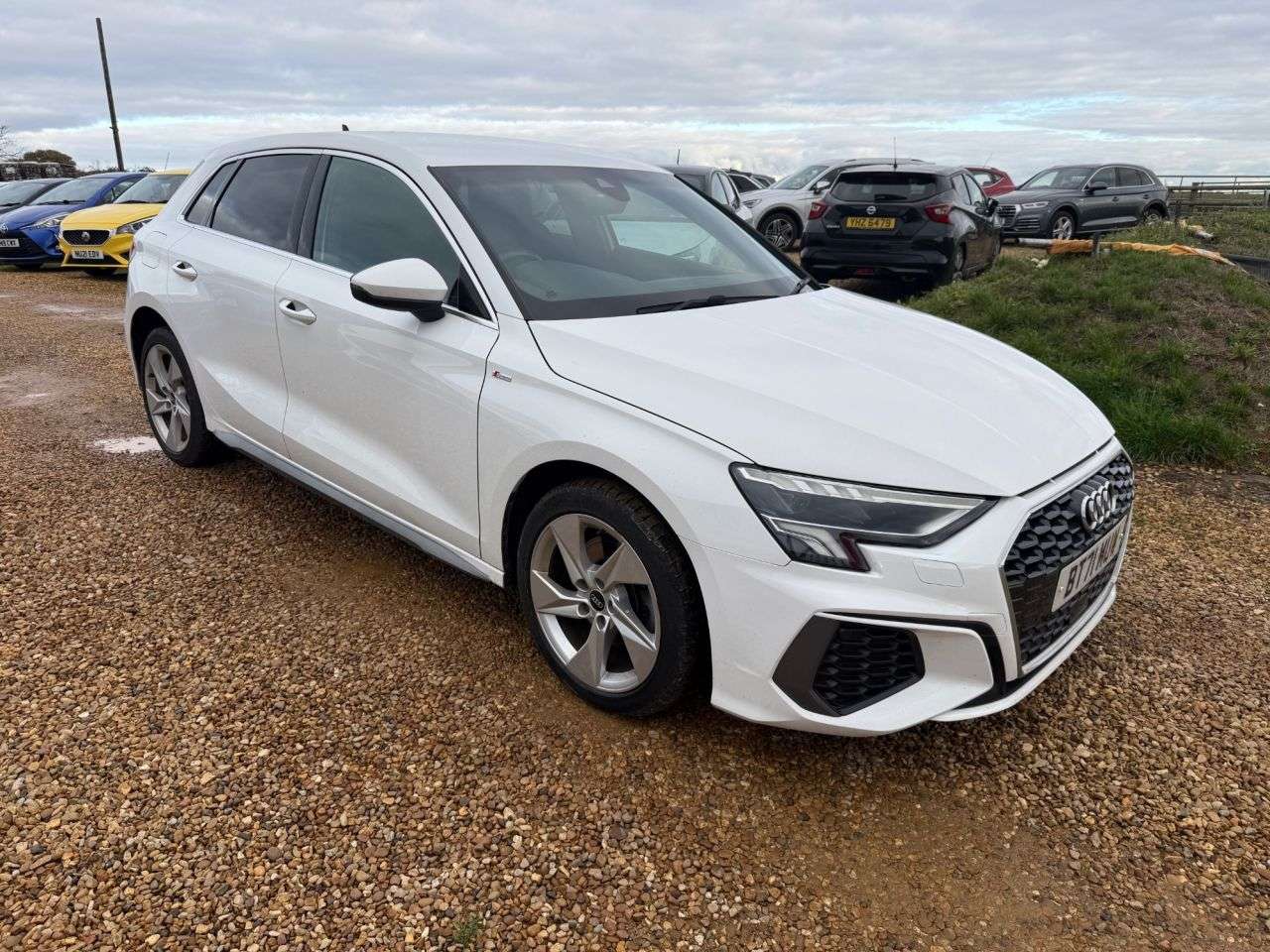 A 2022 AUDI A3 1.4 TFSIe 40 S line Sportback 5dr Petrol Plug-in Hybrid S Tronic Euro 6 (s/ A 2022 AUDI A3 1.4 TFSIe 40 S line Sportback 5dr Petrol Plug-in Hybrid S Tronic Euro 6 (s/