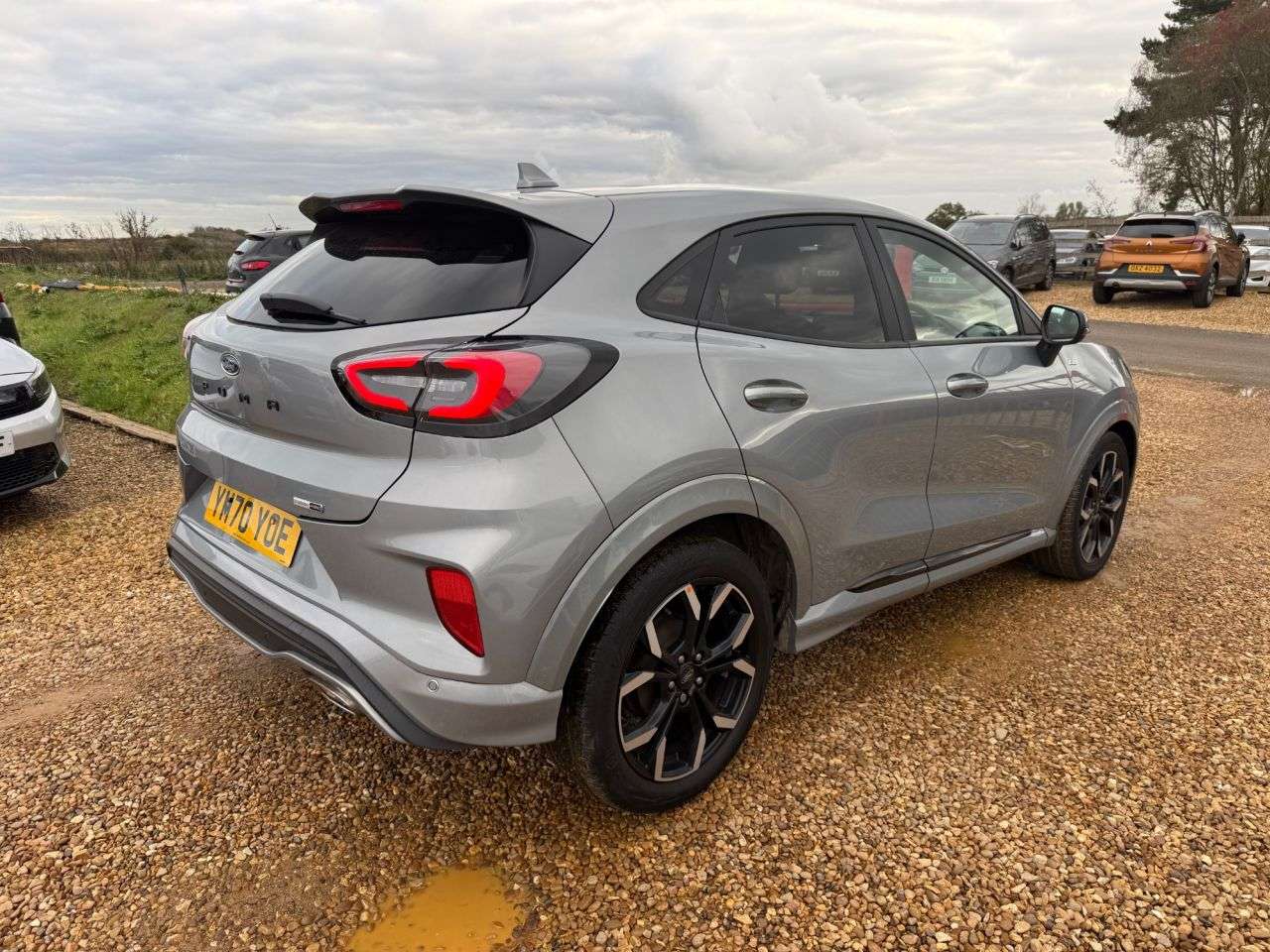 A 2021 FORD PUMA 1.0T EcoBoost MHEV ST-Line X SUV 5dr Petrol Manual Euro 6 (s/s) (125 ps) A 2021 FORD PUMA 1.0T EcoBoost MHEV ST-Line X SUV 5dr Petrol Manual Euro 6 (s/s) (125 ps)