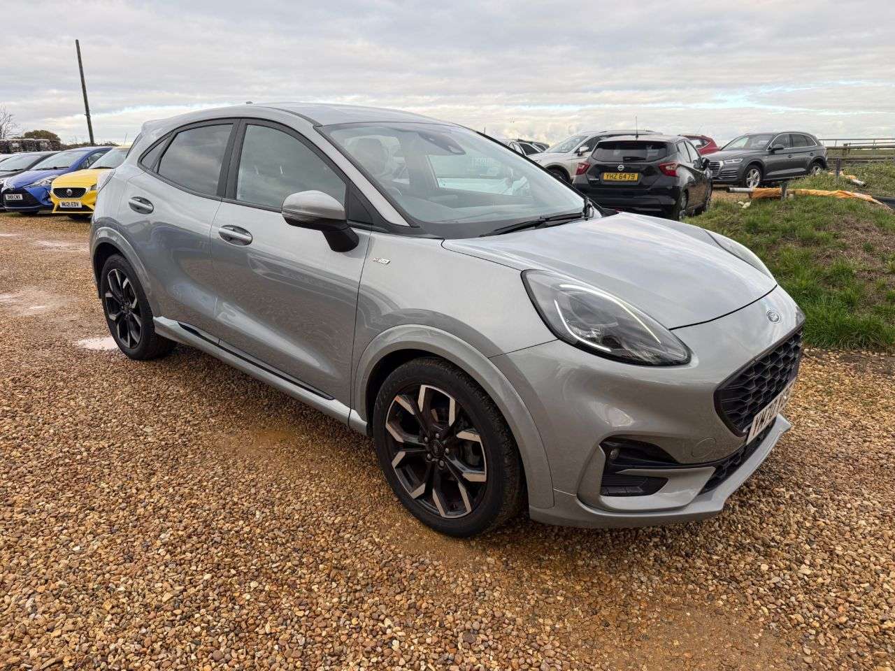 A 2021 FORD PUMA 1.0T EcoBoost MHEV ST-Line X SUV 5dr Petrol Manual Euro 6 (s/s) (125 ps) A 2021 FORD PUMA 1.0T EcoBoost MHEV ST-Line X SUV 5dr Petrol Manual Euro 6 (s/s) (125 ps)
