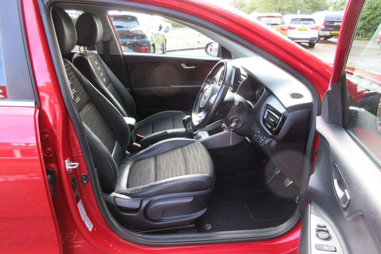 2021 KIA STONIC 2021 KIA STONIC