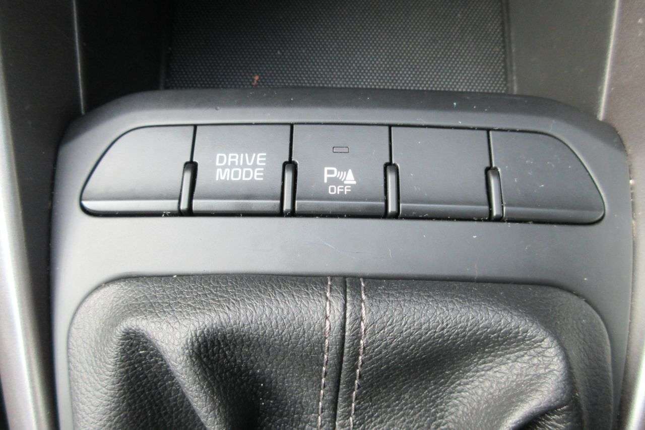 2021 KIA STONIC 2021 KIA STONIC