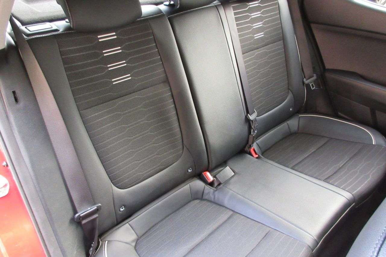 2021 KIA STONIC 2021 KIA STONIC