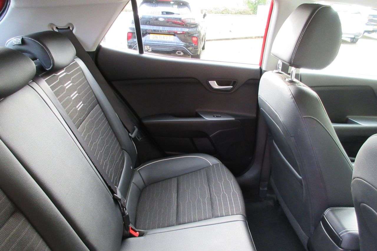 2021 KIA STONIC 2021 KIA STONIC