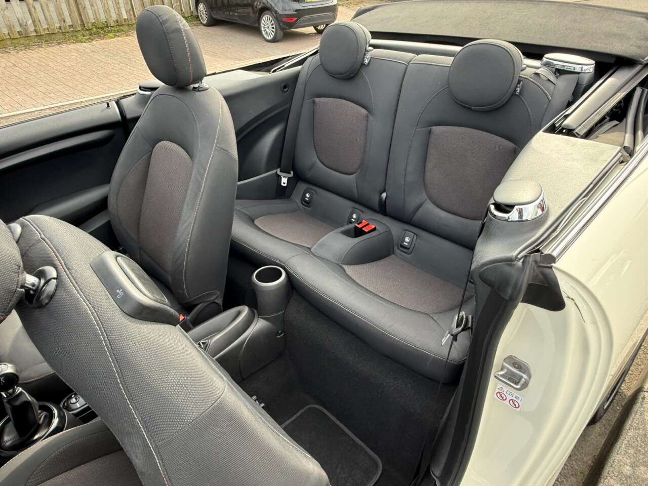 2017 MINI CONVERTIBLE 2017 MINI CONVERTIBLE