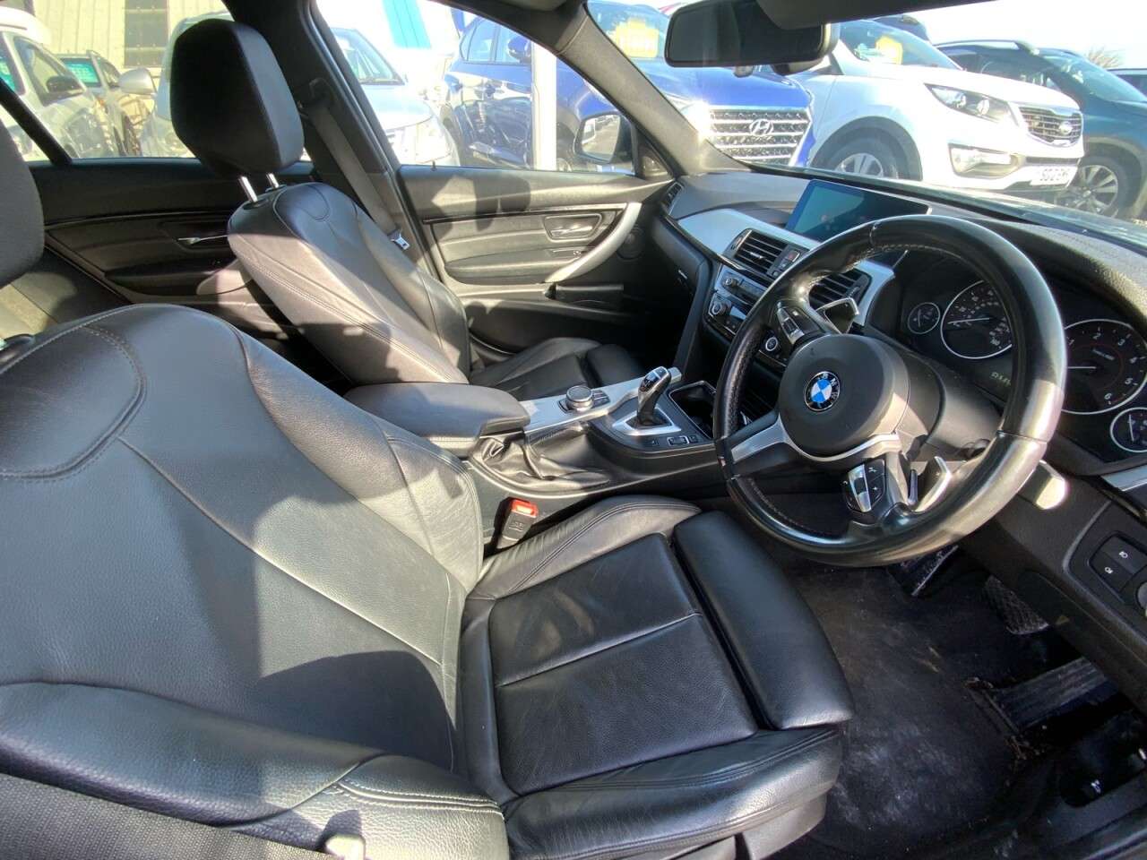 A 2017 BMW 3 SERIES 330D M SPORT SHADOW EDITION A 2017 BMW 3 SERIES 330D M SPORT SHADOW EDITION