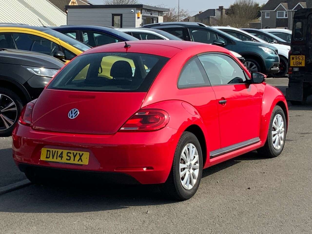 A 2014 VOLKSWAGEN BEETLE 1.6 TDi BLUEMOTION TECHNOLOGY 3d 104 BHP A 2014 VOLKSWAGEN BEETLE 1.6 TDi BLUEMOTION TECHNOLOGY 3d 104 BHP