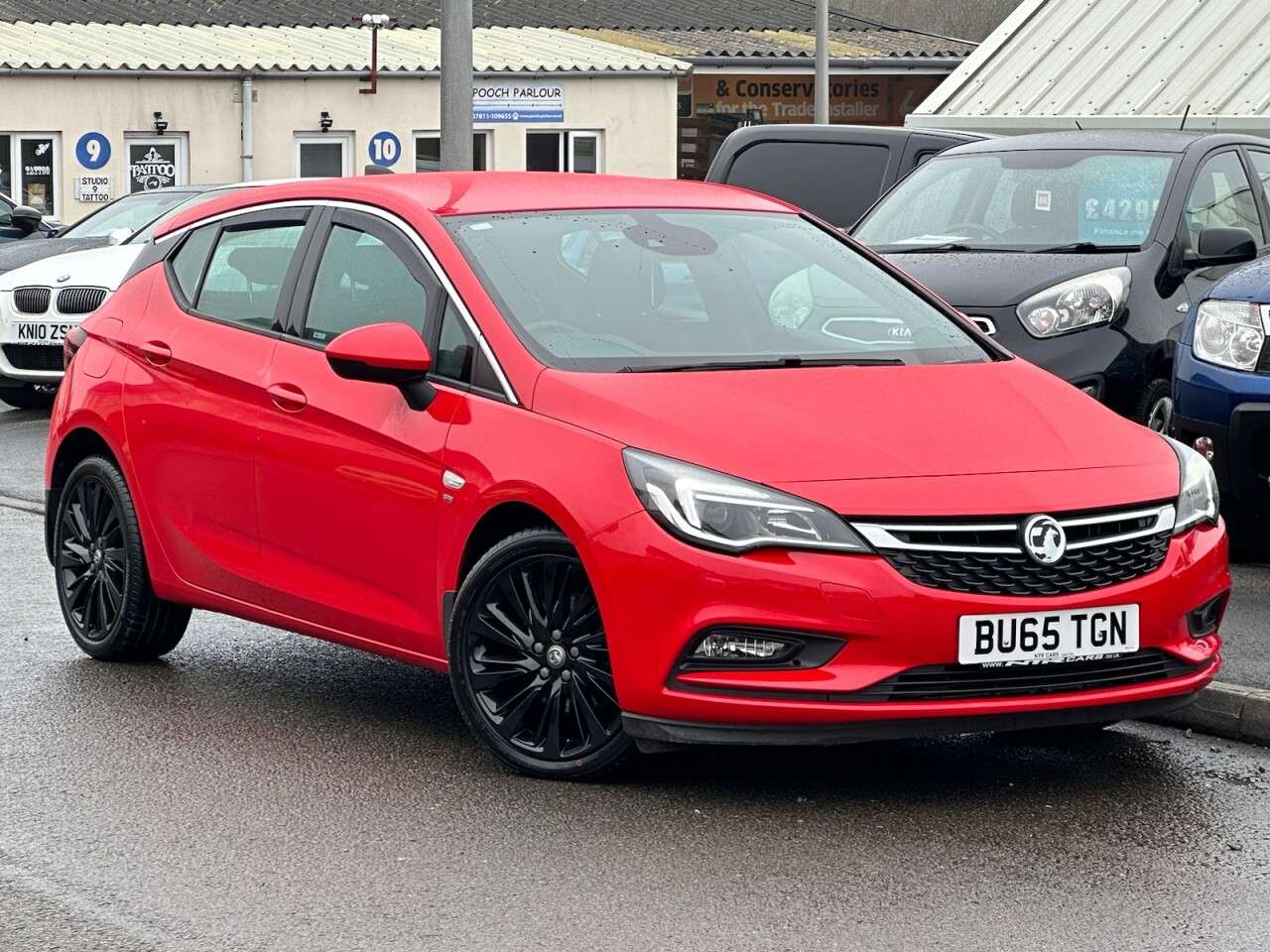 A 2015 VAUXHALL ASTRA 1.6 SRI NAV CDTI 5d 108 BHP A 2015 VAUXHALL ASTRA 1.6 SRI NAV CDTI 5d 108 BHP