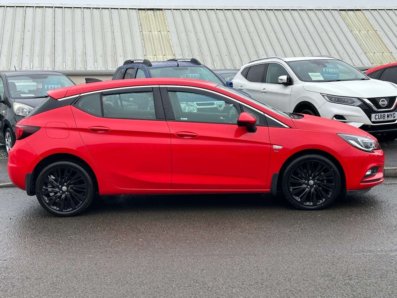 A 2015 VAUXHALL ASTRA 1.6 SRI NAV CDTI 5d 108 BHP A 2015 VAUXHALL ASTRA 1.6 SRI NAV CDTI 5d 108 BHP
