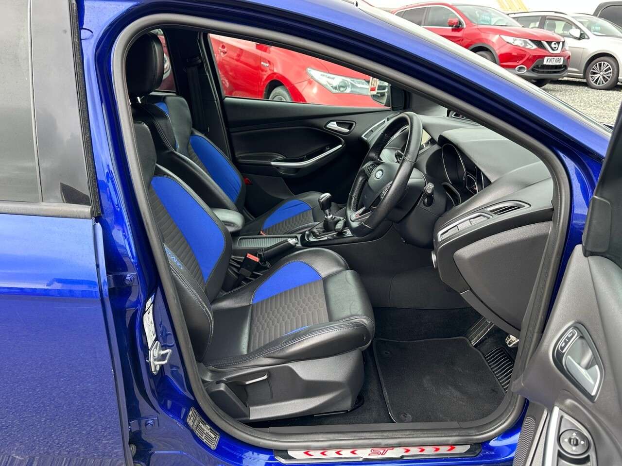 A 2016 FORD FOCUS 2.0 ST-2 TDCI 5d 183 BHP A 2016 FORD FOCUS 2.0 ST-2 TDCI 5d 183 BHP