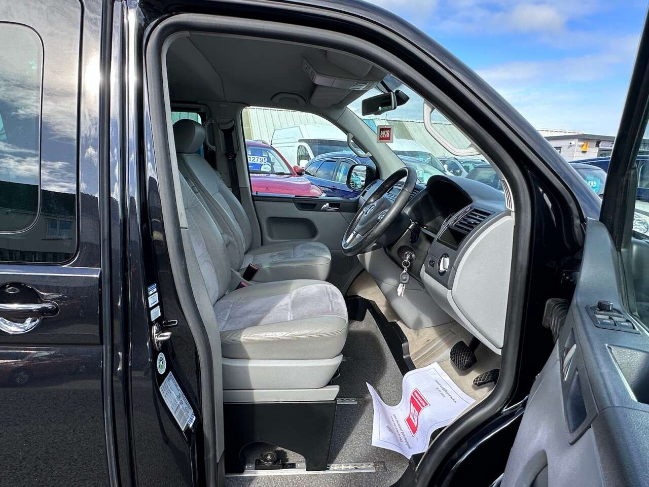 2010 VOLKSWAGEN CARAVELLE 2010 VOLKSWAGEN CARAVELLE