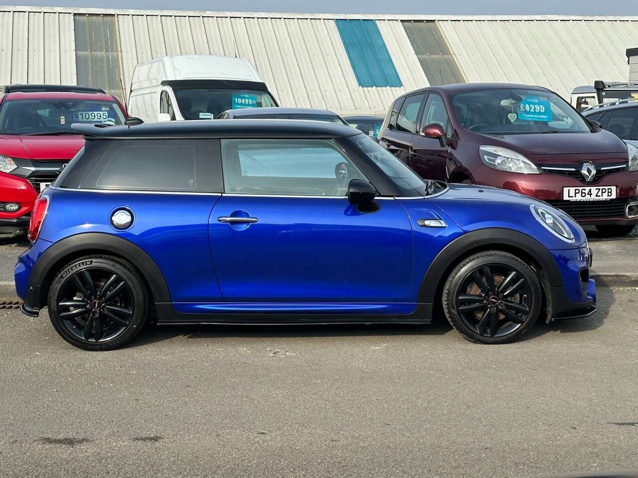 2018 MINI HATCH 2018 MINI HATCH