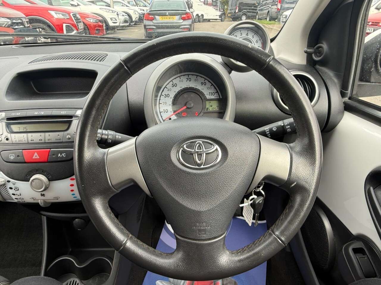 2013 TOYOTA AYGO 2013 TOYOTA AYGO