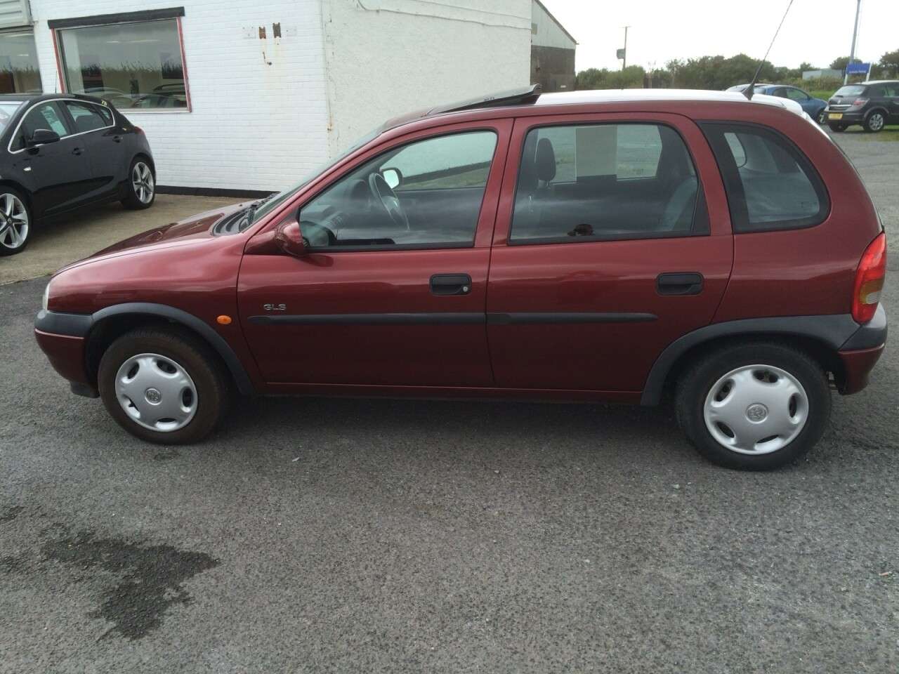 Check out this Vauxhall Corsa 2000 Petrol Manual