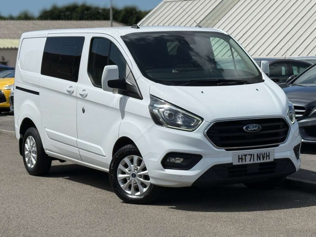 Check out this Ford Transit Custom 2022 Diesel Manual