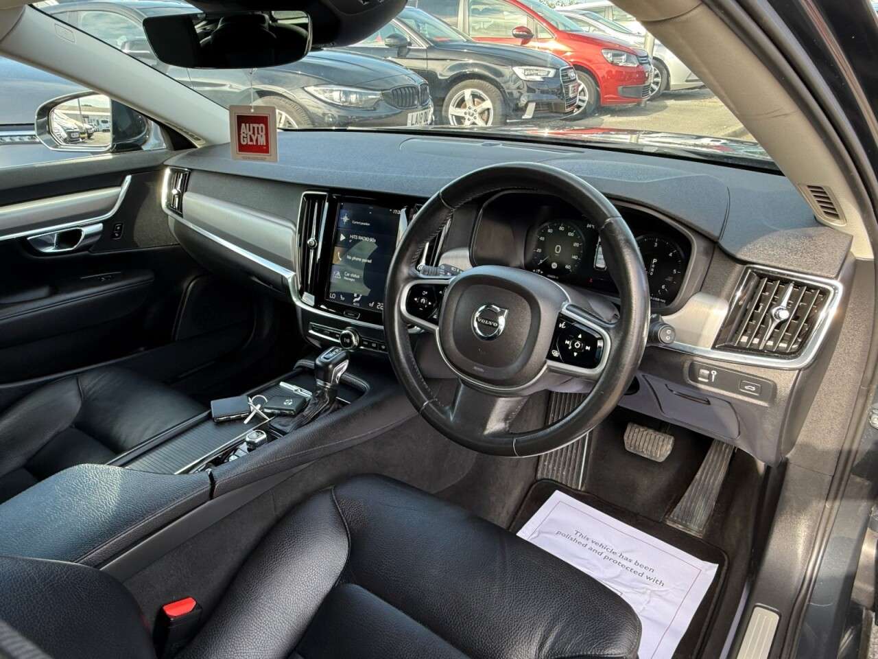 2018 VOLVO V90 2018 VOLVO V90