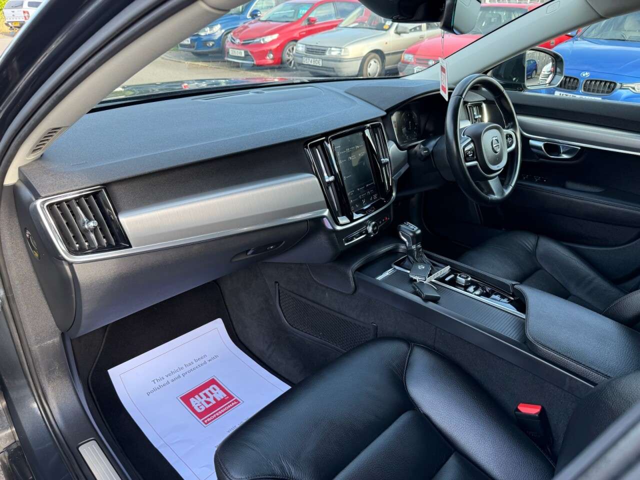 2018 VOLVO V90 2018 VOLVO V90