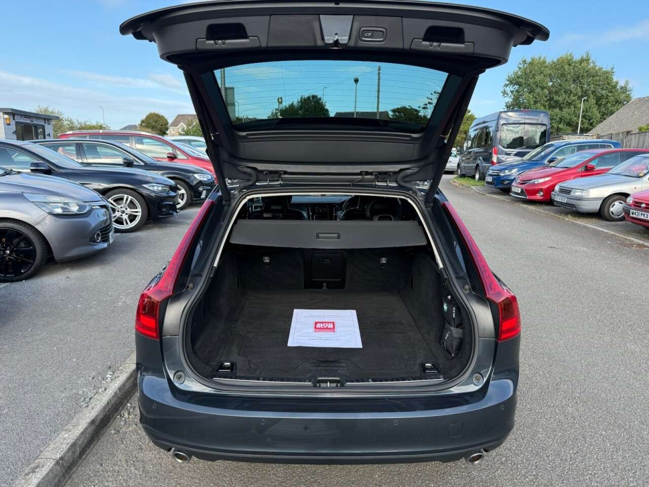 2018 VOLVO V90 2018 VOLVO V90