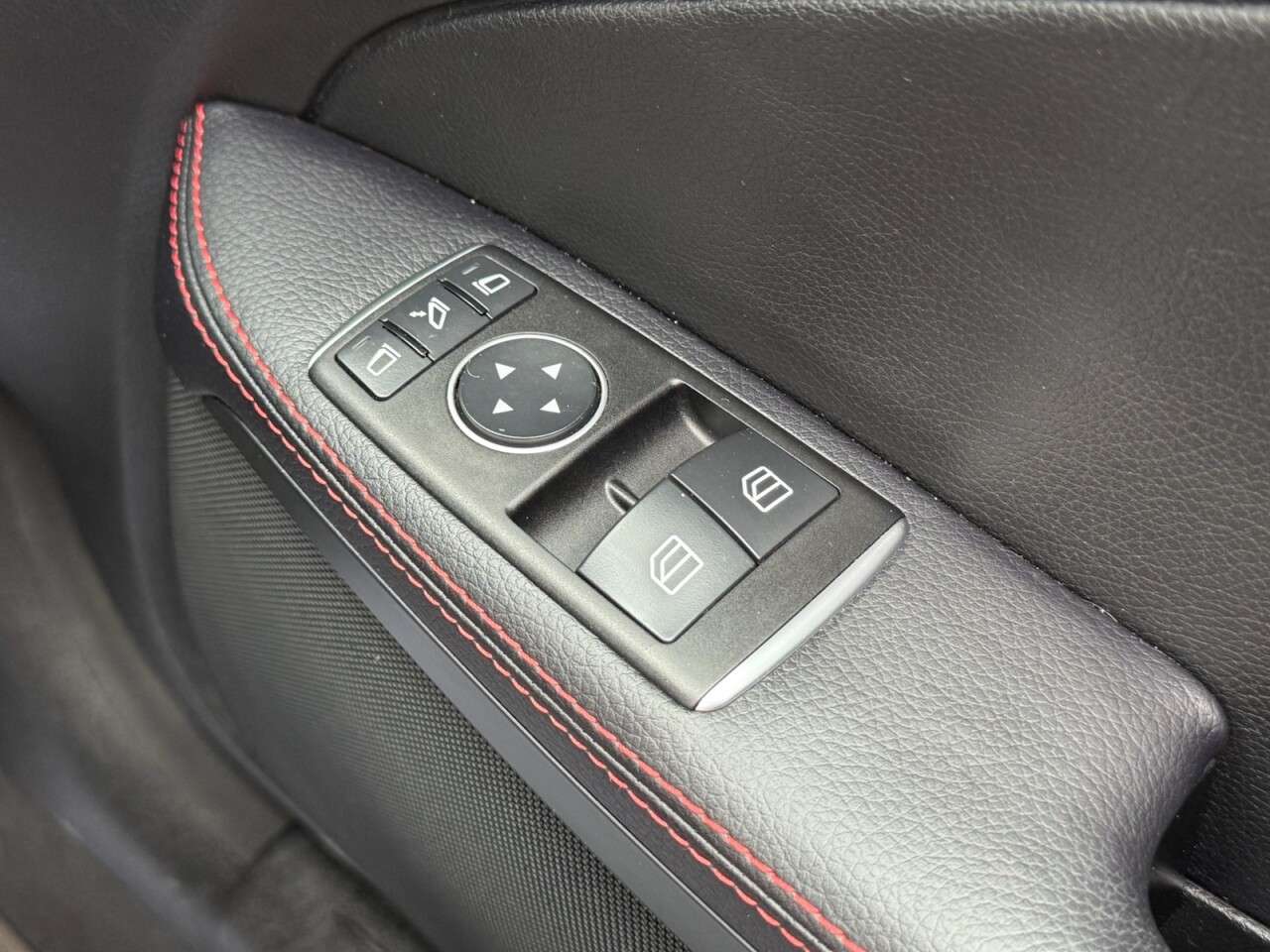 2016 MERCEDES-BENZ SLC 2016 MERCEDES-BENZ SLC