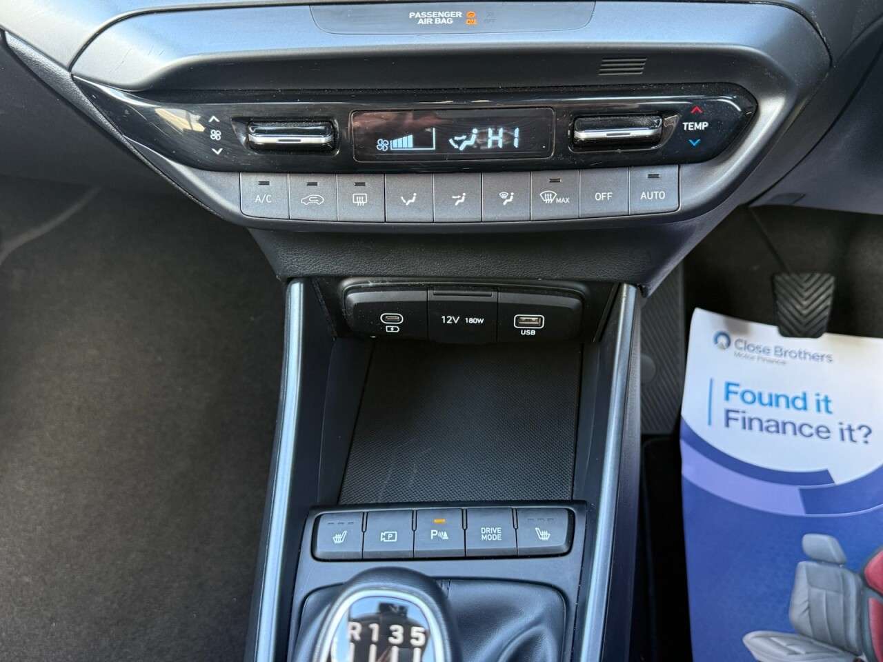2024 HYUNDAI I20 2024 HYUNDAI I20
