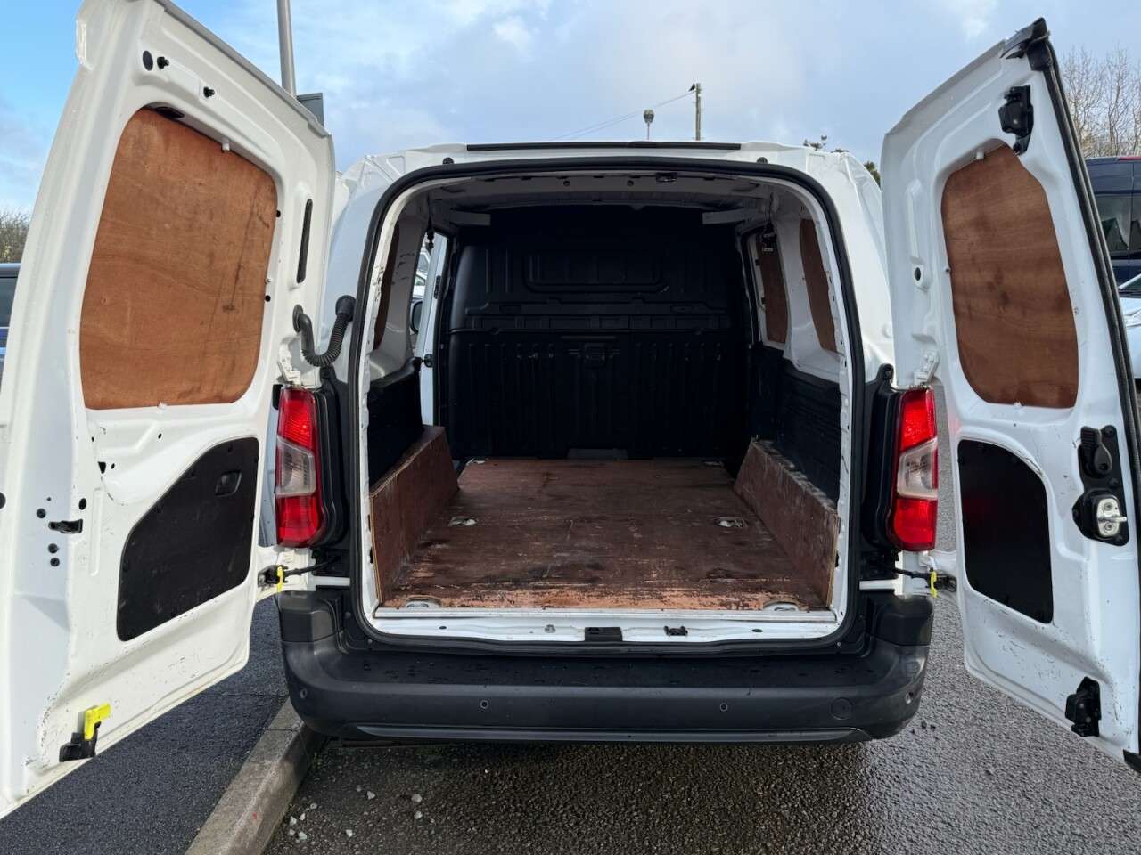 2020 PEUGEOT PARTNER 2020 PEUGEOT PARTNER