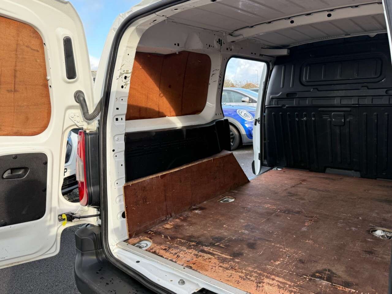 2020 PEUGEOT PARTNER 2020 PEUGEOT PARTNER