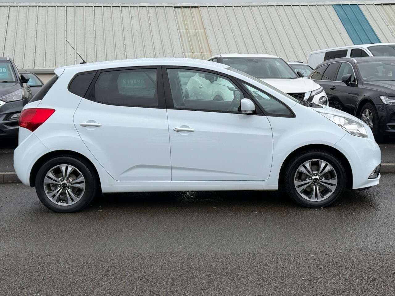 2015 KIA VENGA 2015 KIA VENGA
