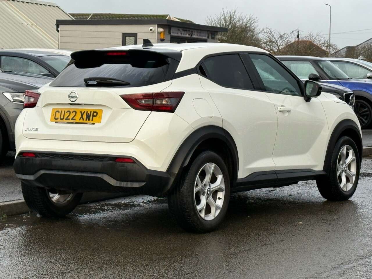 A 2022 NISSAN JUKE 1.0 DIG-T N-Connecta SUV 5dr Petrol DCT Auto Euro 6 (s/s) (114 ps) A 2022 NISSAN JUKE 1.0 DIG-T N-Connecta SUV 5dr Petrol DCT Auto Euro 6 (s/s) (114 ps)