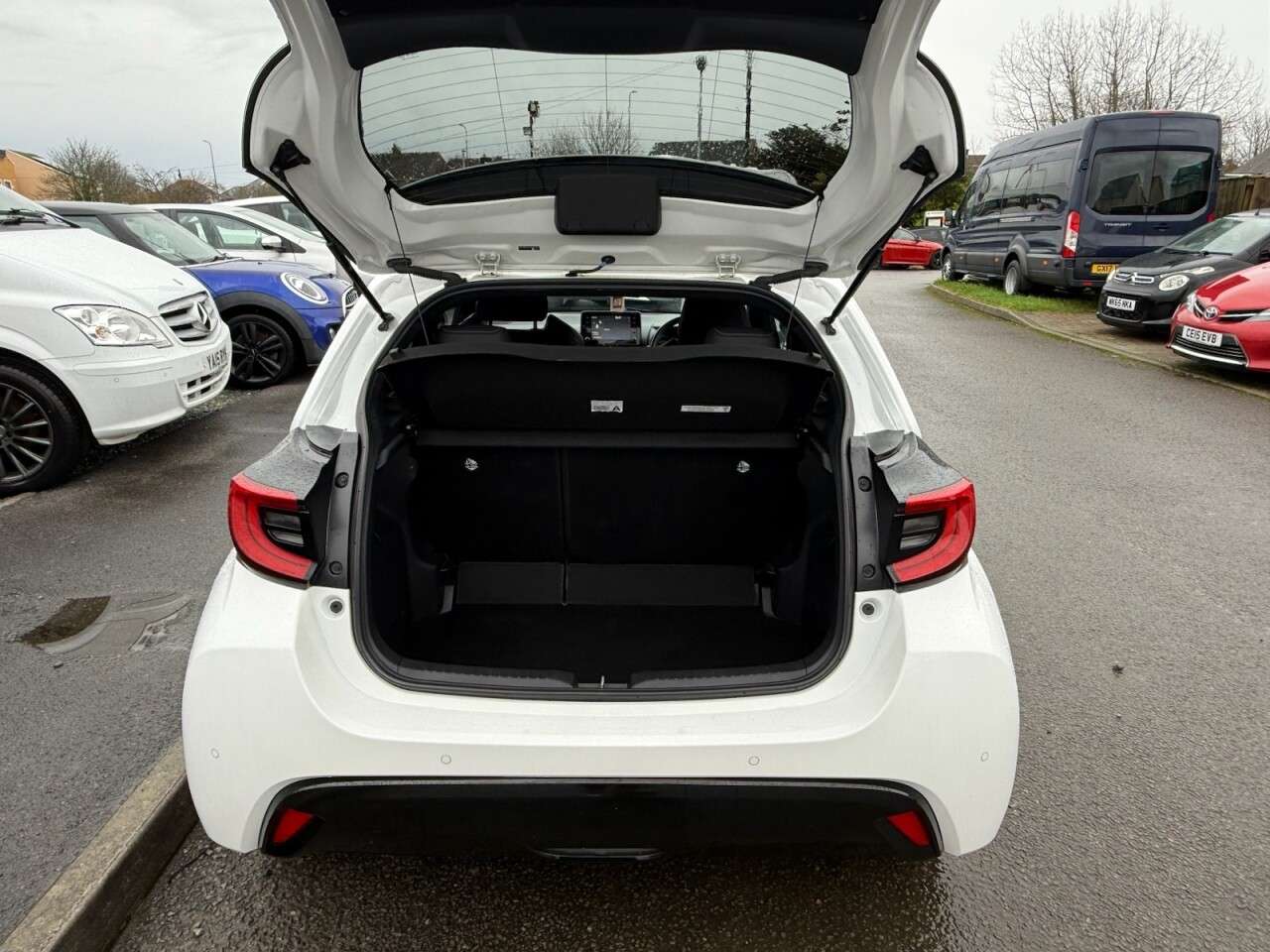 2022 TOYOTA YARIS 2022 TOYOTA YARIS