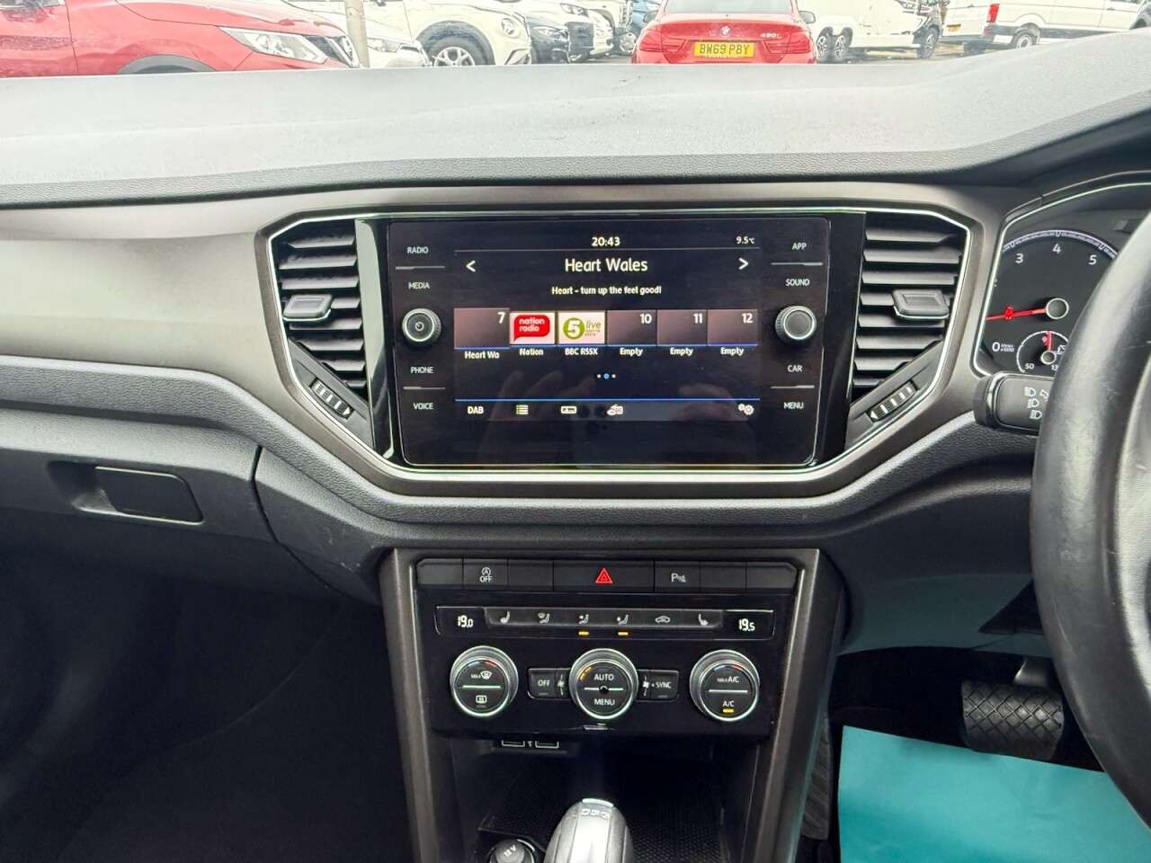 2019 VOLKSWAGEN T-ROC 2019 VOLKSWAGEN T-ROC