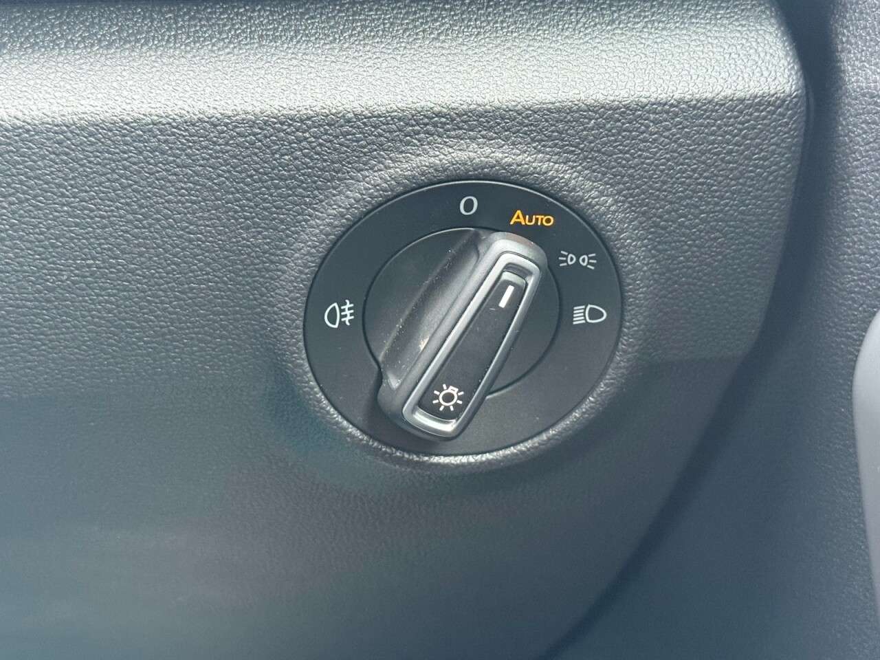 2019 VOLKSWAGEN T-ROC 2019 VOLKSWAGEN T-ROC