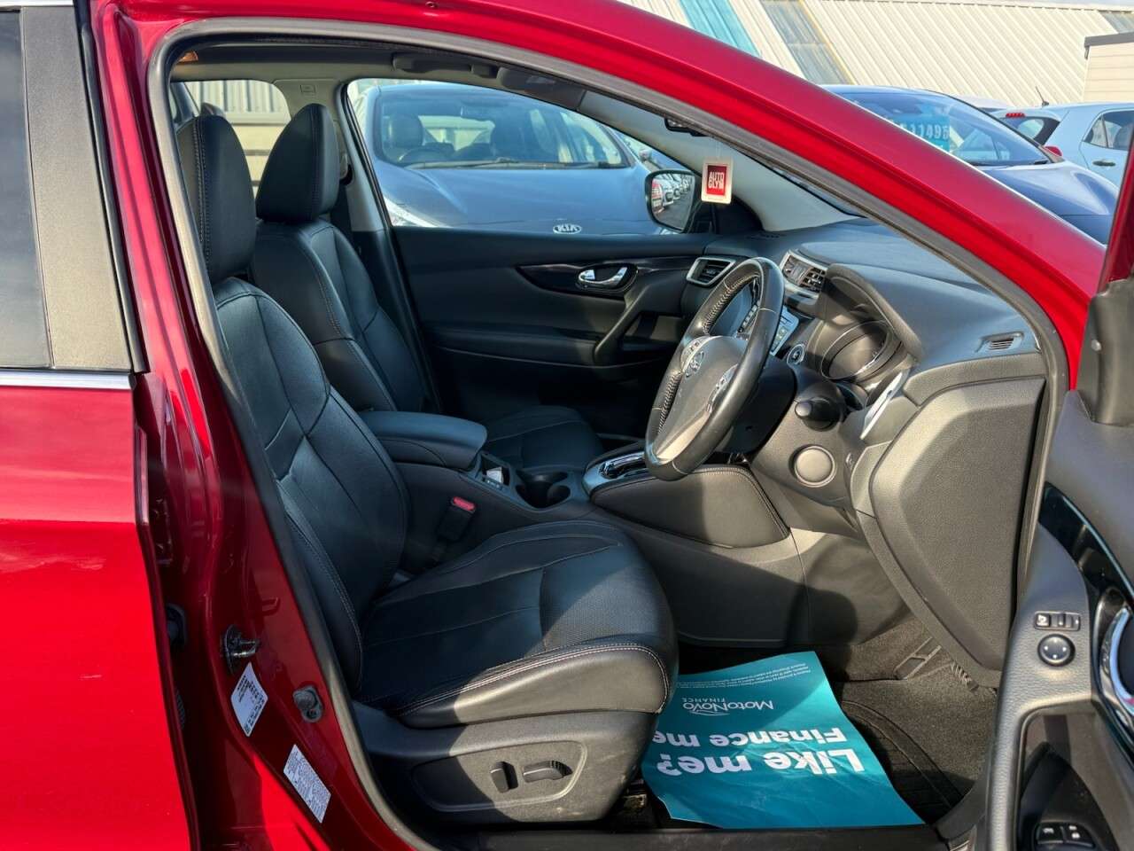 A 2015 NISSAN QASHQAI 1.6 dCi Tekna SUV 5dr Diesel XTRON 2WD Euro 5 (s/s) (130 ps) A 2015 NISSAN QASHQAI 1.6 dCi Tekna SUV 5dr Diesel XTRON 2WD Euro 5 (s/s) (130 ps)