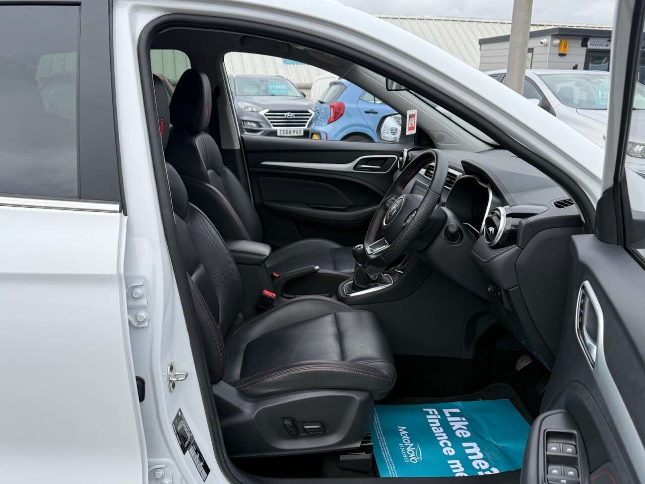 A 2024 MG MG ZS 1.0 T-GDI Exclusive SUV 5dr Petrol Manual Euro 6 (111 ps) A 2024 MG MG ZS 1.0 T-GDI Exclusive SUV 5dr Petrol Manual Euro 6 (111 ps)