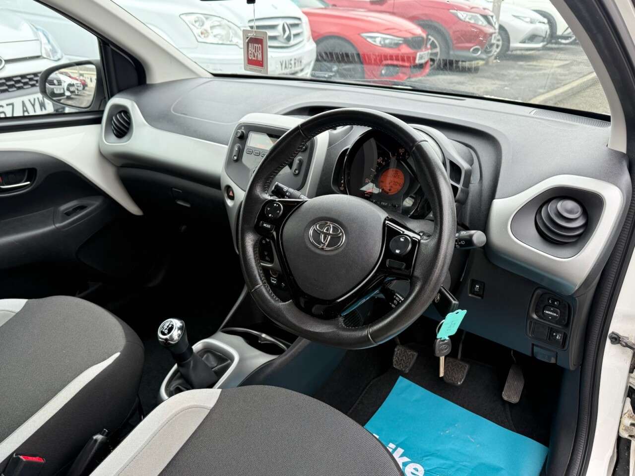 2016 TOYOTA AYGO 2016 TOYOTA AYGO