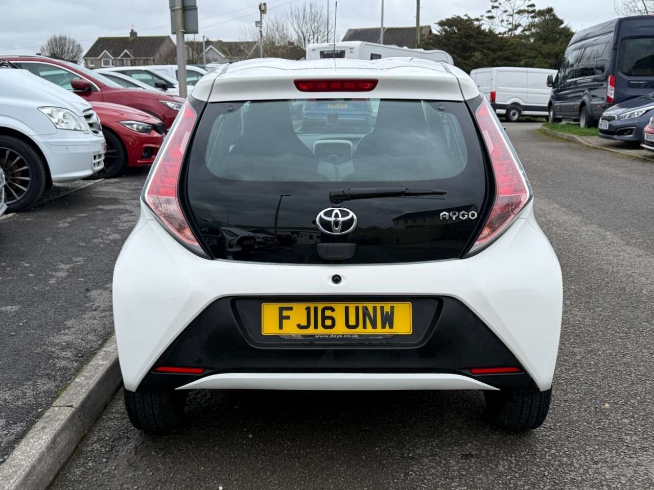 2016 TOYOTA AYGO 2016 TOYOTA AYGO