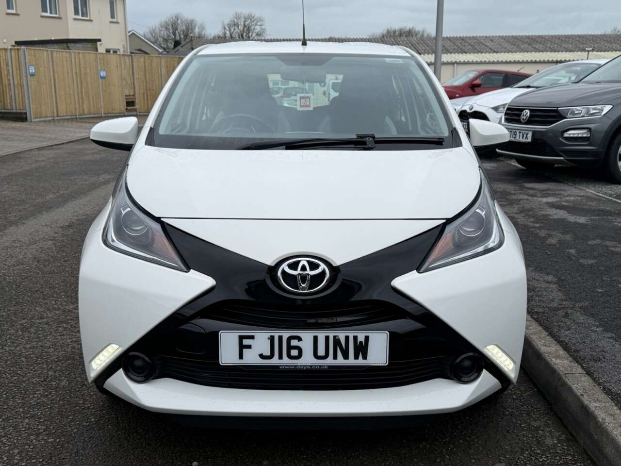 2016 TOYOTA AYGO 2016 TOYOTA AYGO