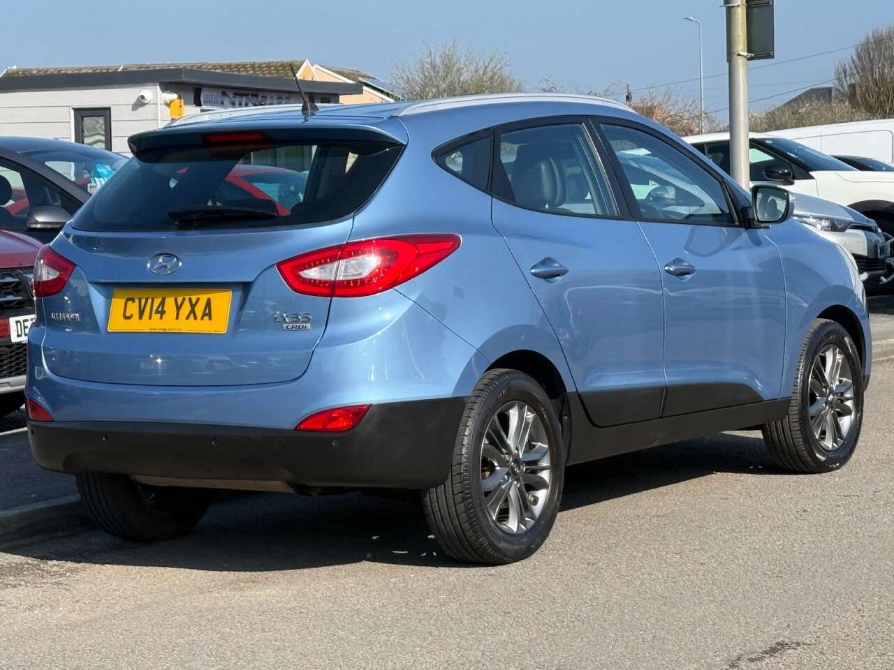 A 2014 HYUNDAI IX35 1.7 CRDi SE SUV 5dr Diesel Manual Euro 5 (s/s) (115 ps) A 2014 HYUNDAI IX35 1.7 CRDi SE SUV 5dr Diesel Manual Euro 5 (s/s) (115 ps)