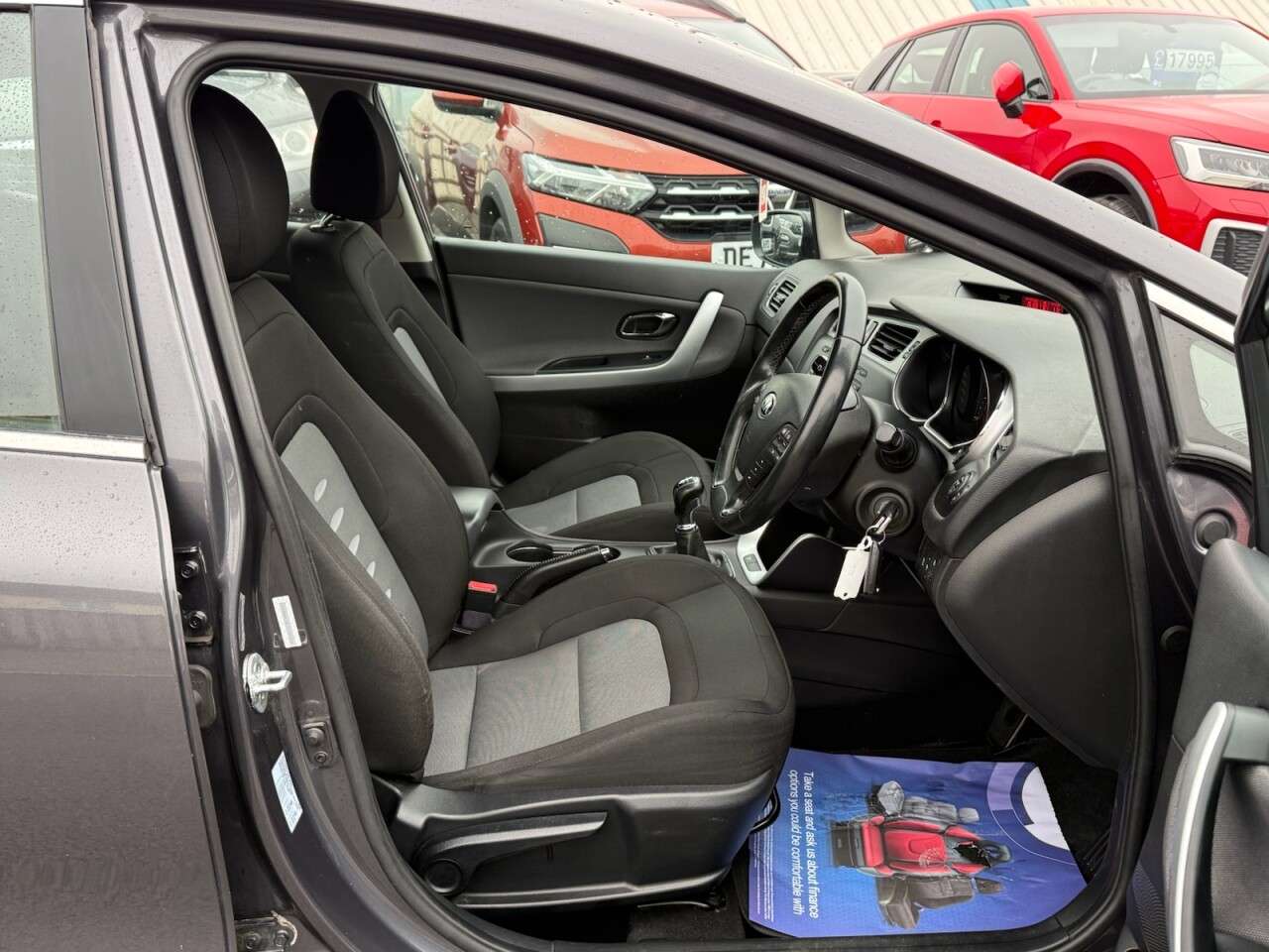 A 2015 KIA CEED 1.6 CRDi EcoDynamics 2 Hatchback 5dr Diesel Manual Euro 5 (s/s) (126 bhp) A 2015 KIA CEED 1.6 CRDi EcoDynamics 2 Hatchback 5dr Diesel Manual Euro 5 (s/s) (126 bhp)